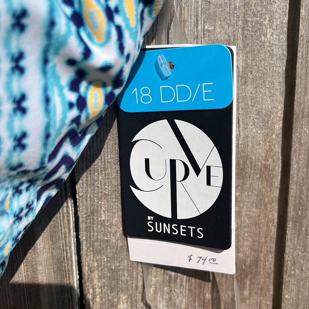 CURVE by Sunsets Majorca Hollywood Hi-Neck Bikini Top,Size 18DD/E,NWT - Picture 8 of 14